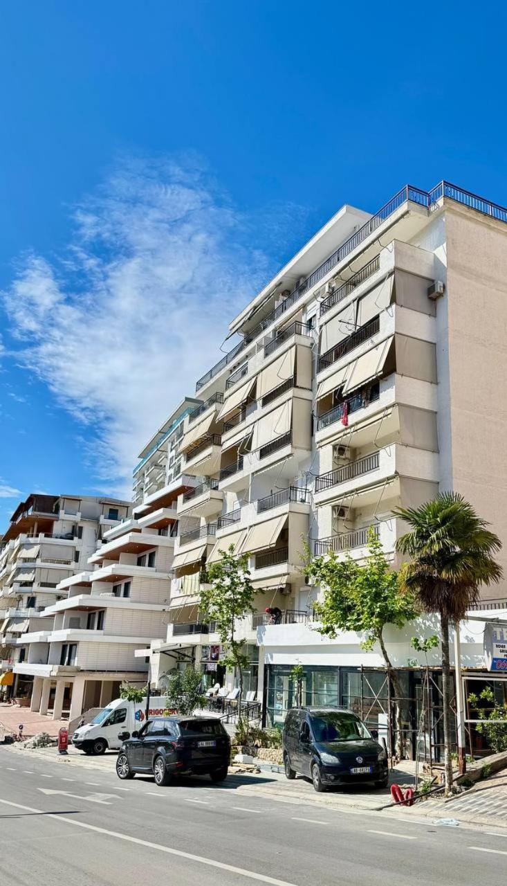 Morina Sea View Apartment Sarandë Buitenkant foto