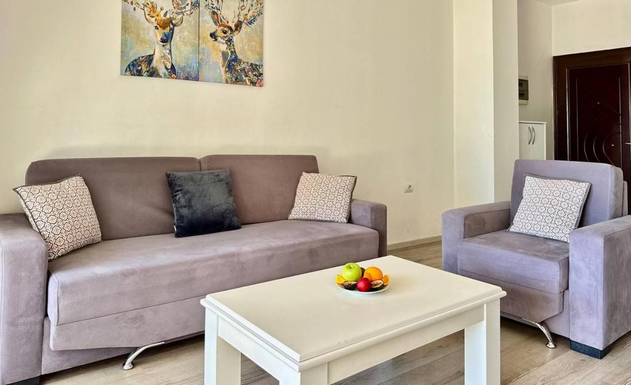 Morina Sea View Apartment Sarandë Buitenkant foto
